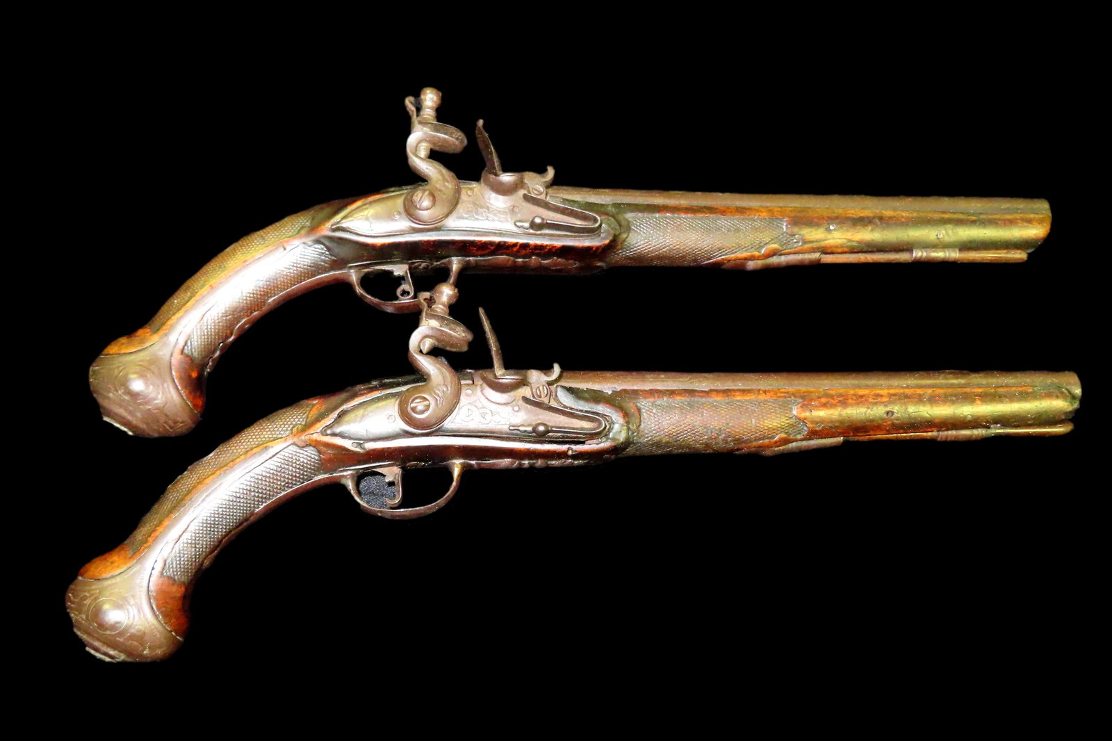 SPECTACULAR MATCHING PAIR OF 1700'S DUELING PISTOLS, INTRICATLY ENGRAVED ALL OVER, EARLY FLINT LOCK (1 of 5)