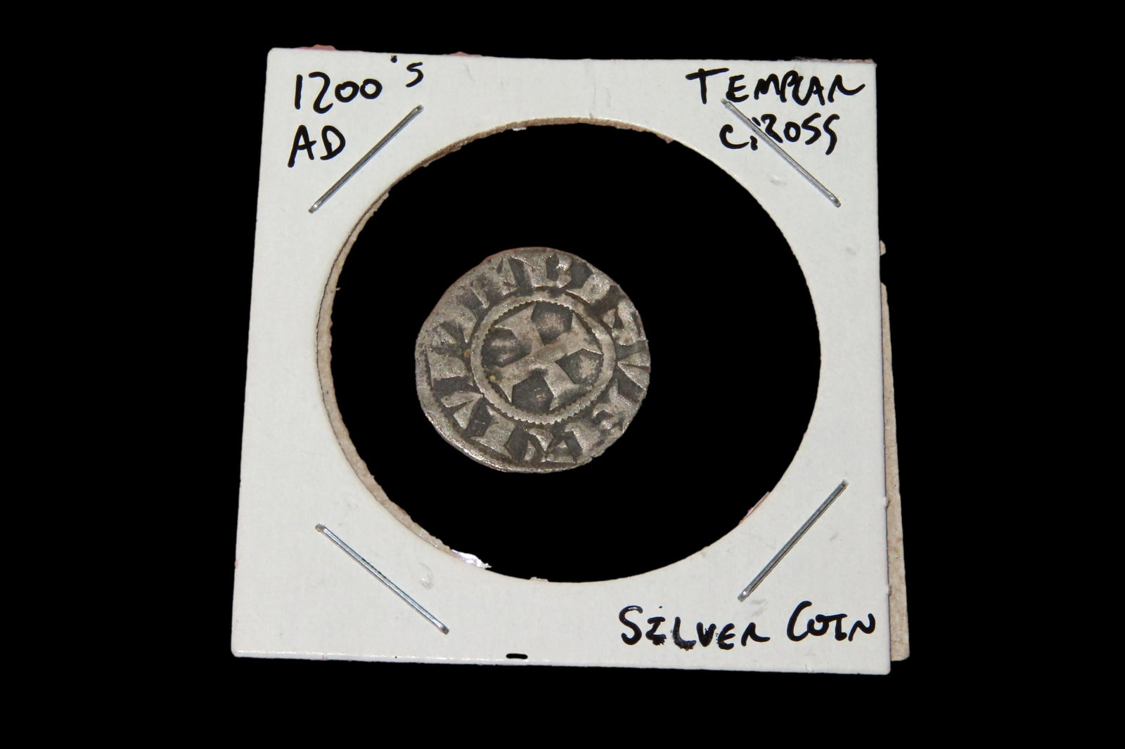 VERY EARLY SILVER COIN FROM THE 1200'S, TEMPLAR CROSS ON ONE SIDE, HAND ON THE OTHER SIDE, VERY OLD (1 of 3)