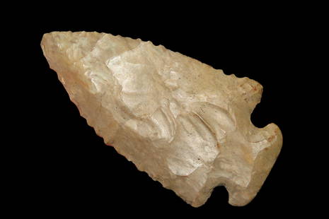 3 1/8" Dovetail from Kentucky. This piece is made of fort payne chert.: 3 1/8" Dovetail from Kentucky. This piece is made of fort payne chert.