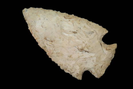3 1/2" Hopewell Snyders Point Made of Burlington Chert with Heavy Serrations Found in Cass Co: 3 1/2" Hopewell Snyders Point Made of Burlington Chert with Heavy Serrations Found in Cass Co Illinois On the Lippert Farm near the town of Arenzville
