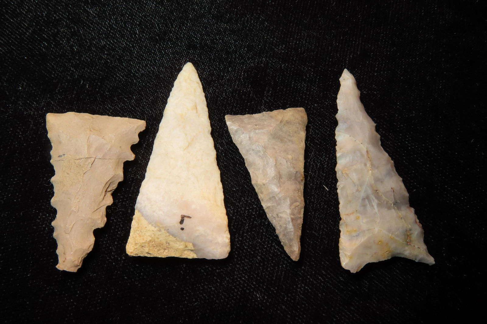 Grouping of 4 fort ancient triangles, found in Ohio, ex Hooks (1 of 4)