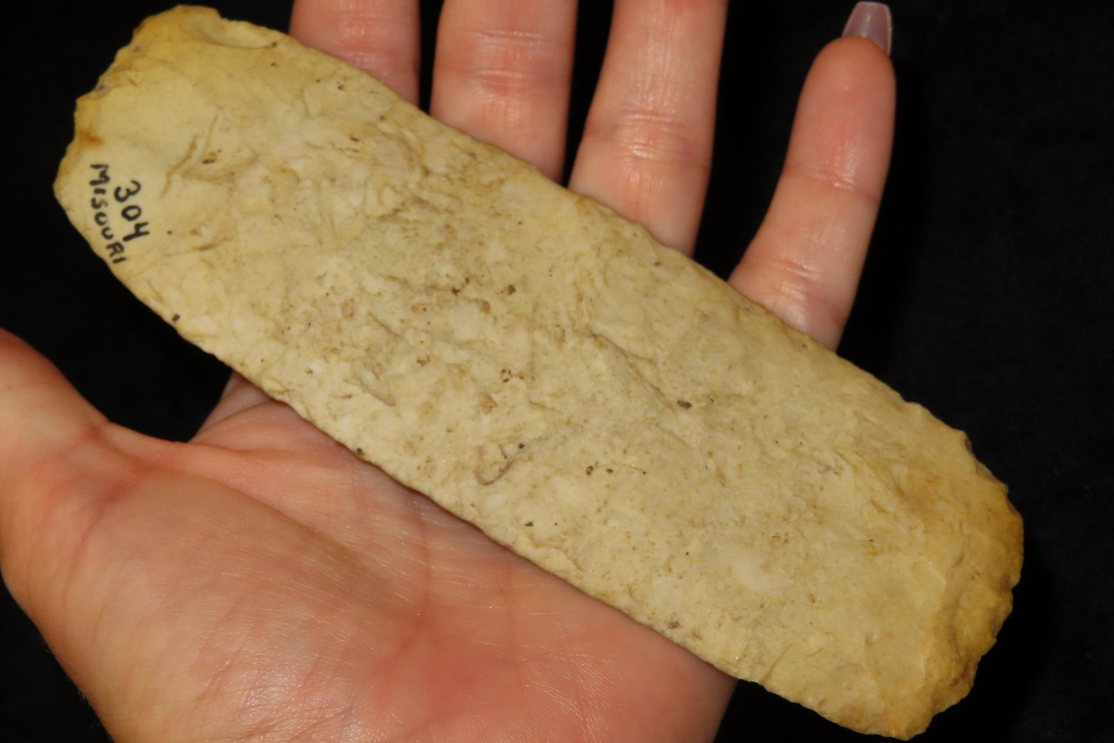 5 3/8" Archaic Spade with nice polish cound in boone Co., Missouri (1 of 6)