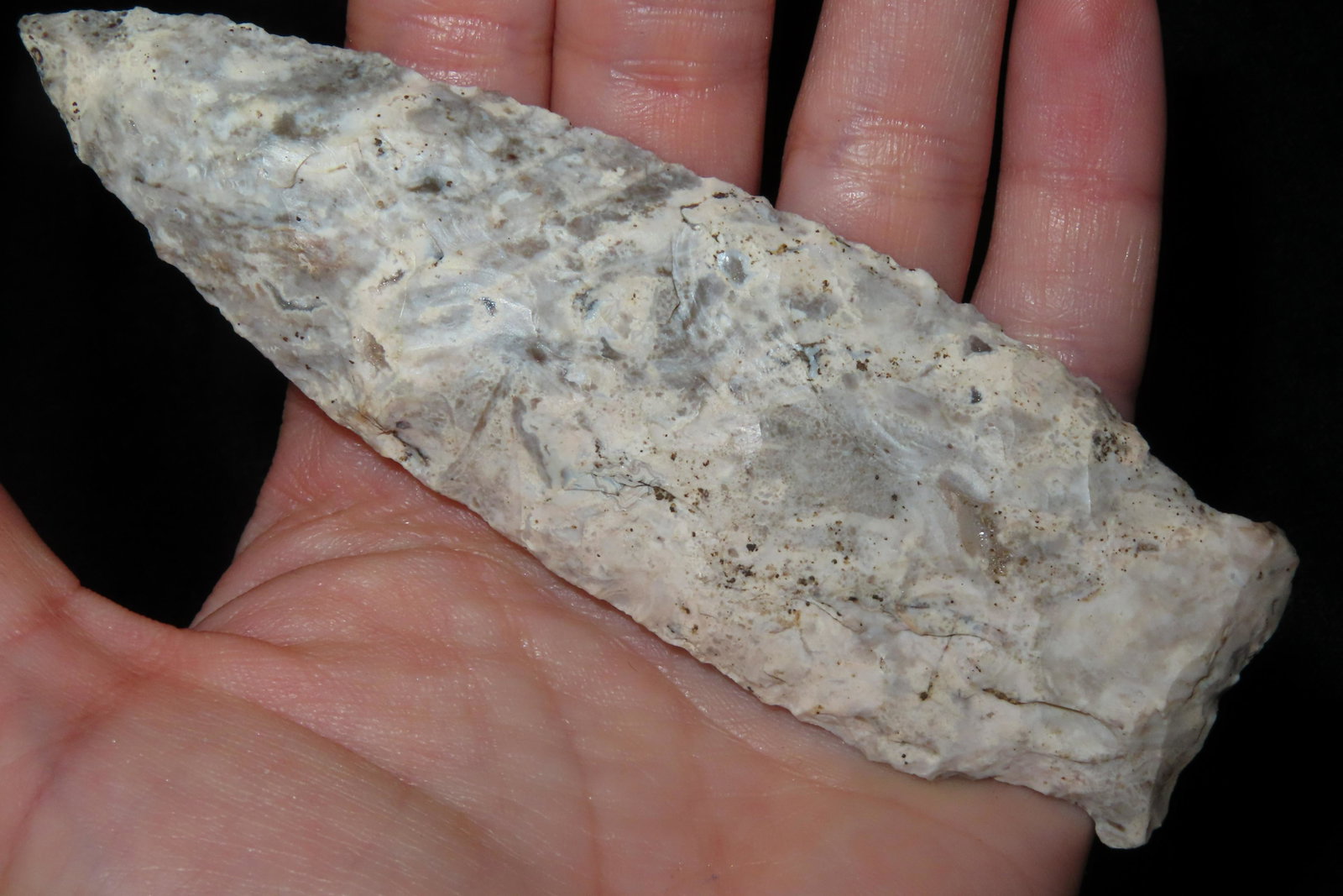 4 3/8" Archaic Blade Found in Wisconsin (1 of 6)