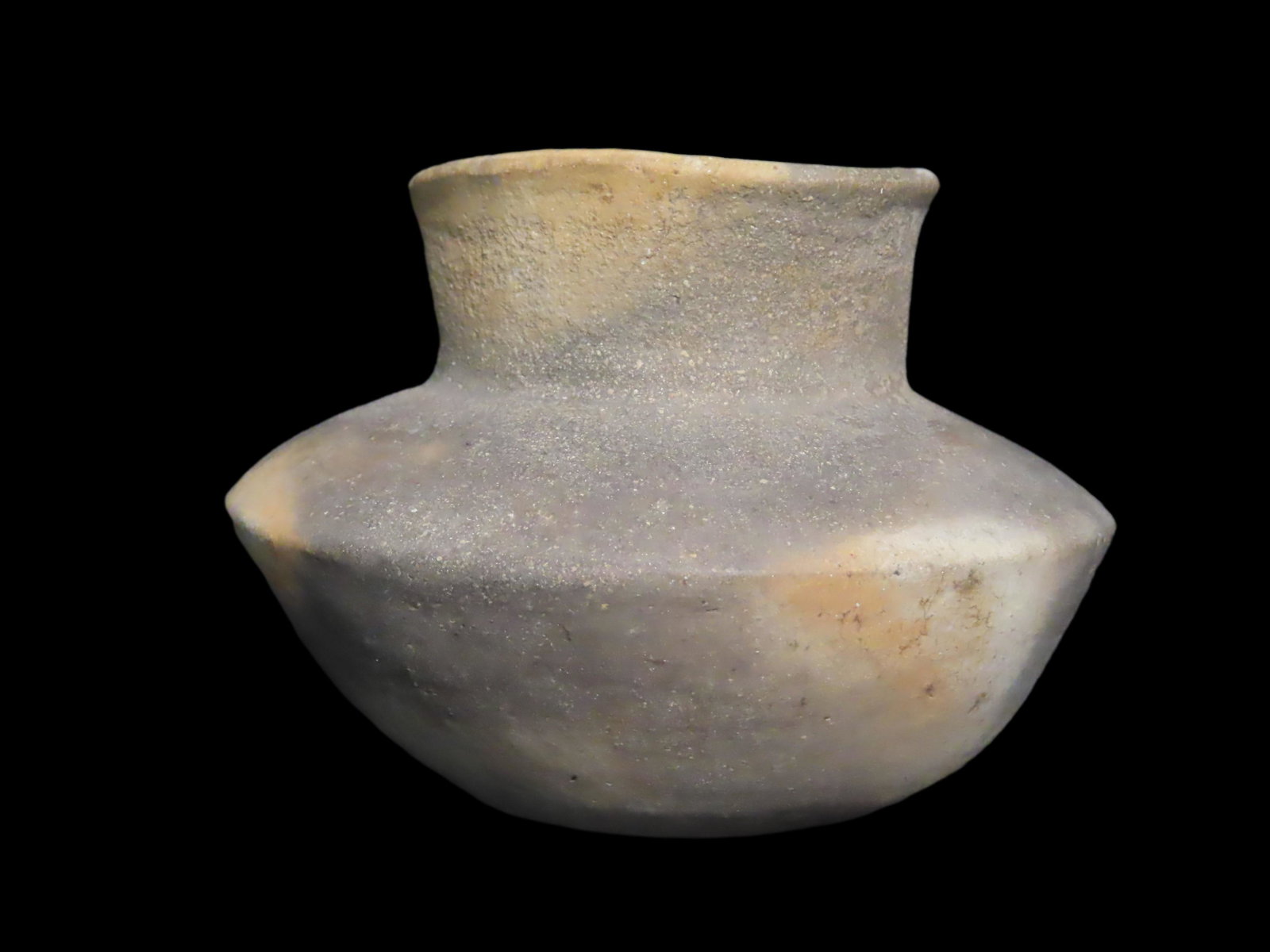 4" 5 3/4" Short Neck, V-type Mississippian Water Bottle, found in Cross Co Arkansas, Ex Ed Meiners (1 of 9)