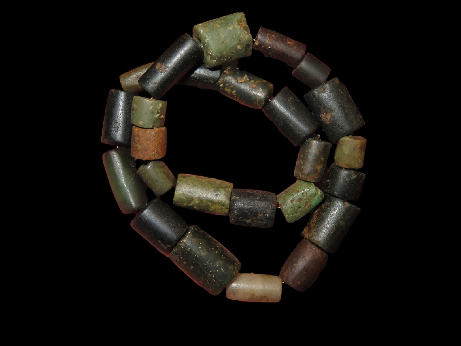 String of Pre-Columbian Jade Beads, Nice Selection (1 of 7)