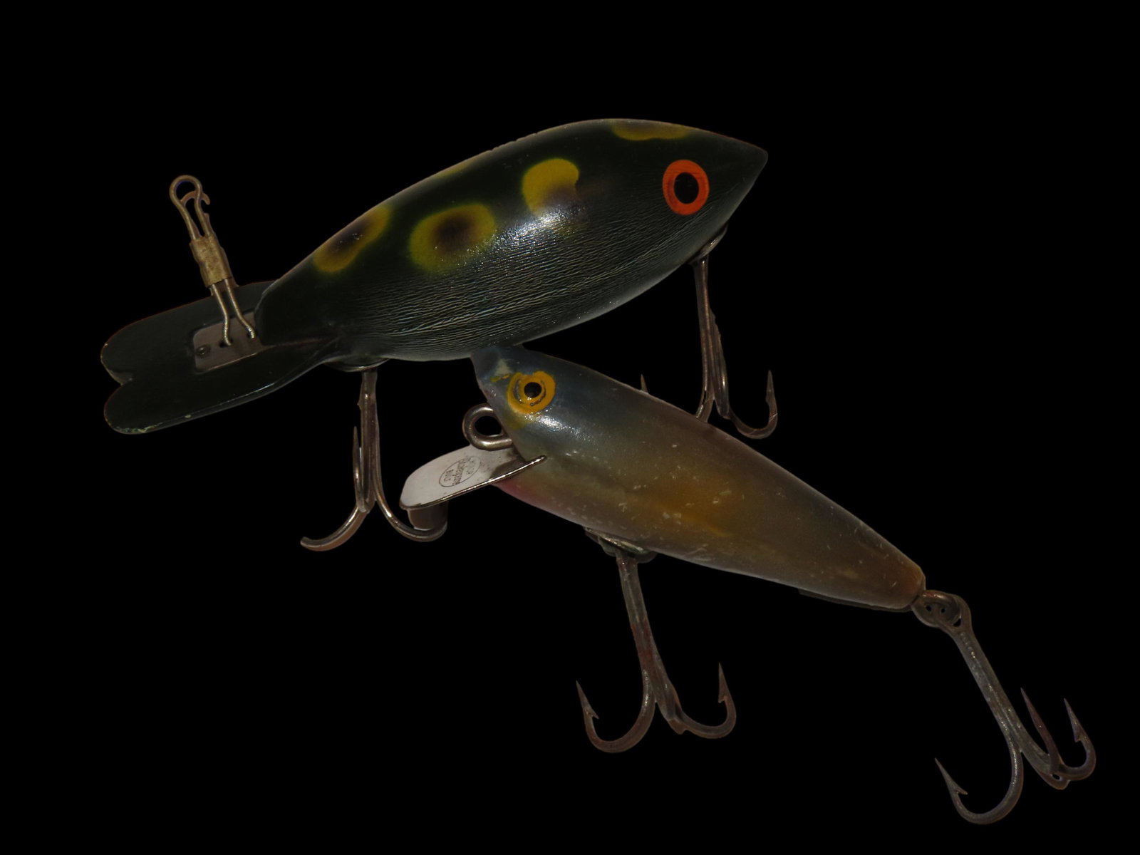 NICE PAIR OF VINTAGE FISHING LURES, BAIT & TACKLE, MAN CAVE (1 of 2)