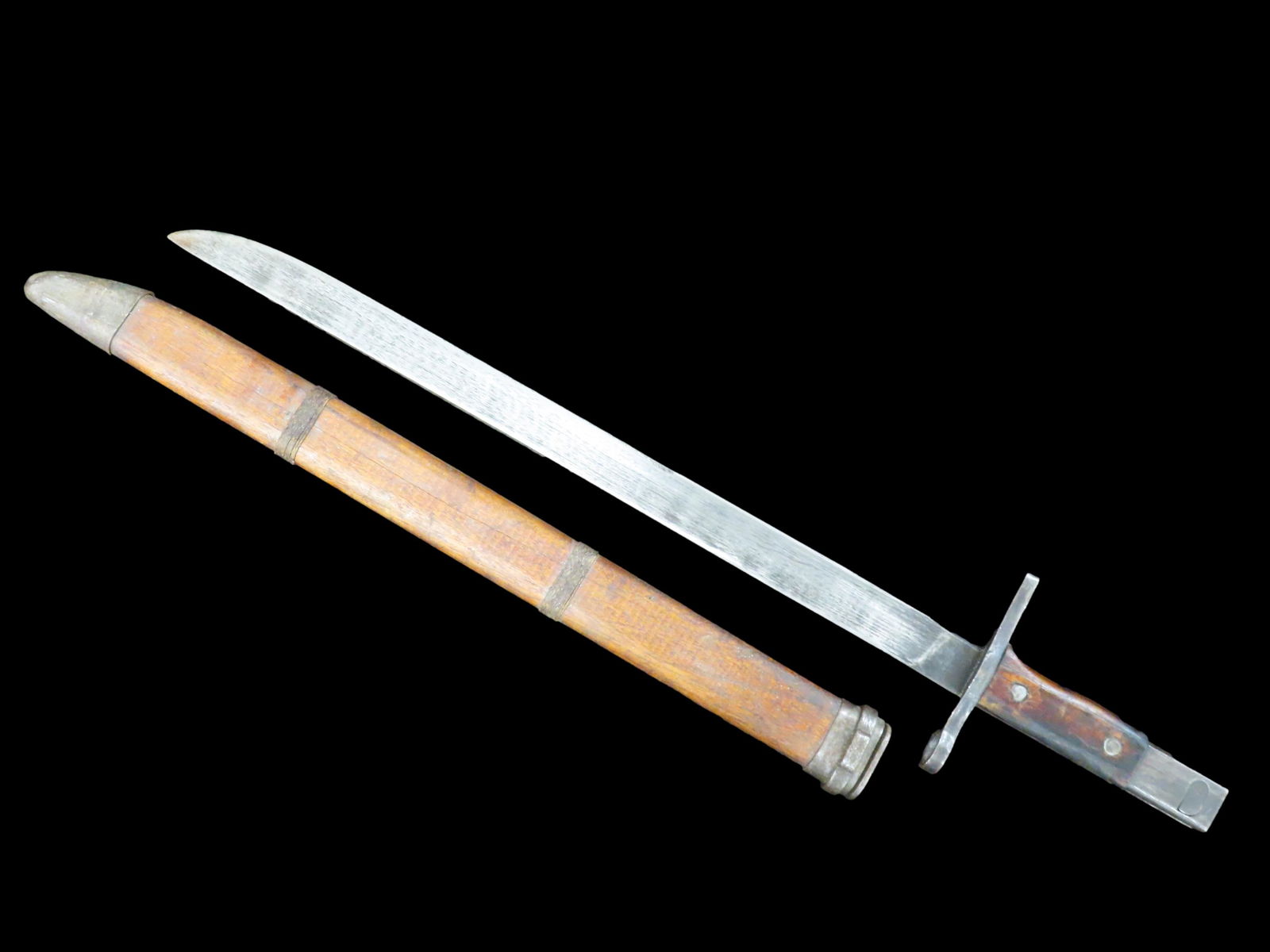 Japanese Type 30 Bayonet with Wooden Scabbard By Matsushita Kinzoku KK Arsenal (National Denki) (1 of 9)