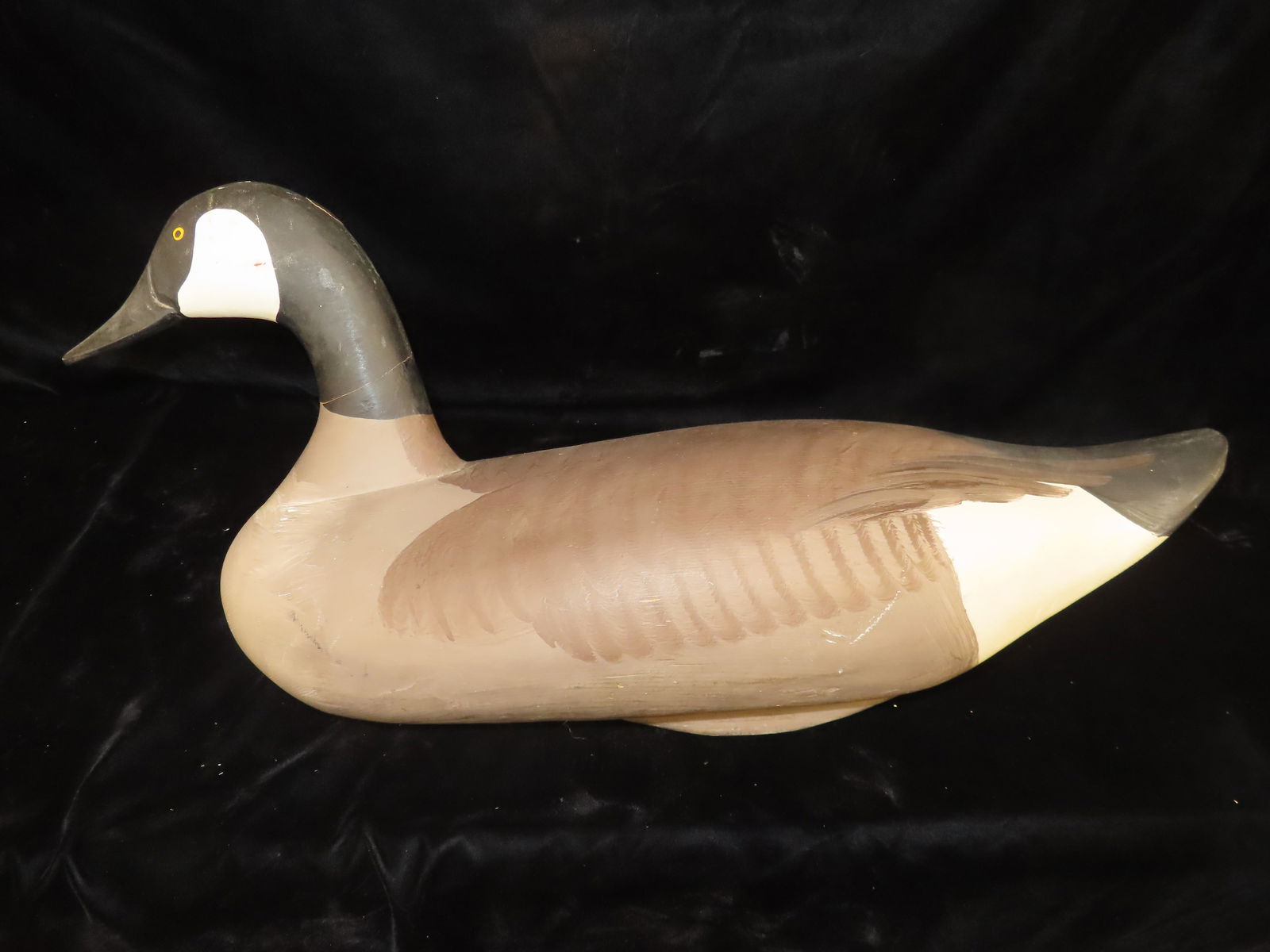 Wooden Canadian Goose Decoy,  Ex Briscoe Collection, Duck/Goose Decoy, Waterfowl, Hunting, (1 of 7)