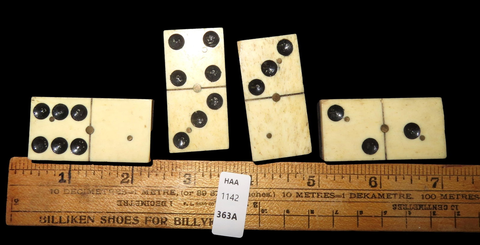 LOT OF 4 CIVIL WAR ERA BONE DOMINOES, GREAT PIECE OF AMERICAN HISTORY: LOT OF 4 CIVIL WAR ERA BONE DOMINOES, GREAT PIECE OF AMERICAN HISTORY