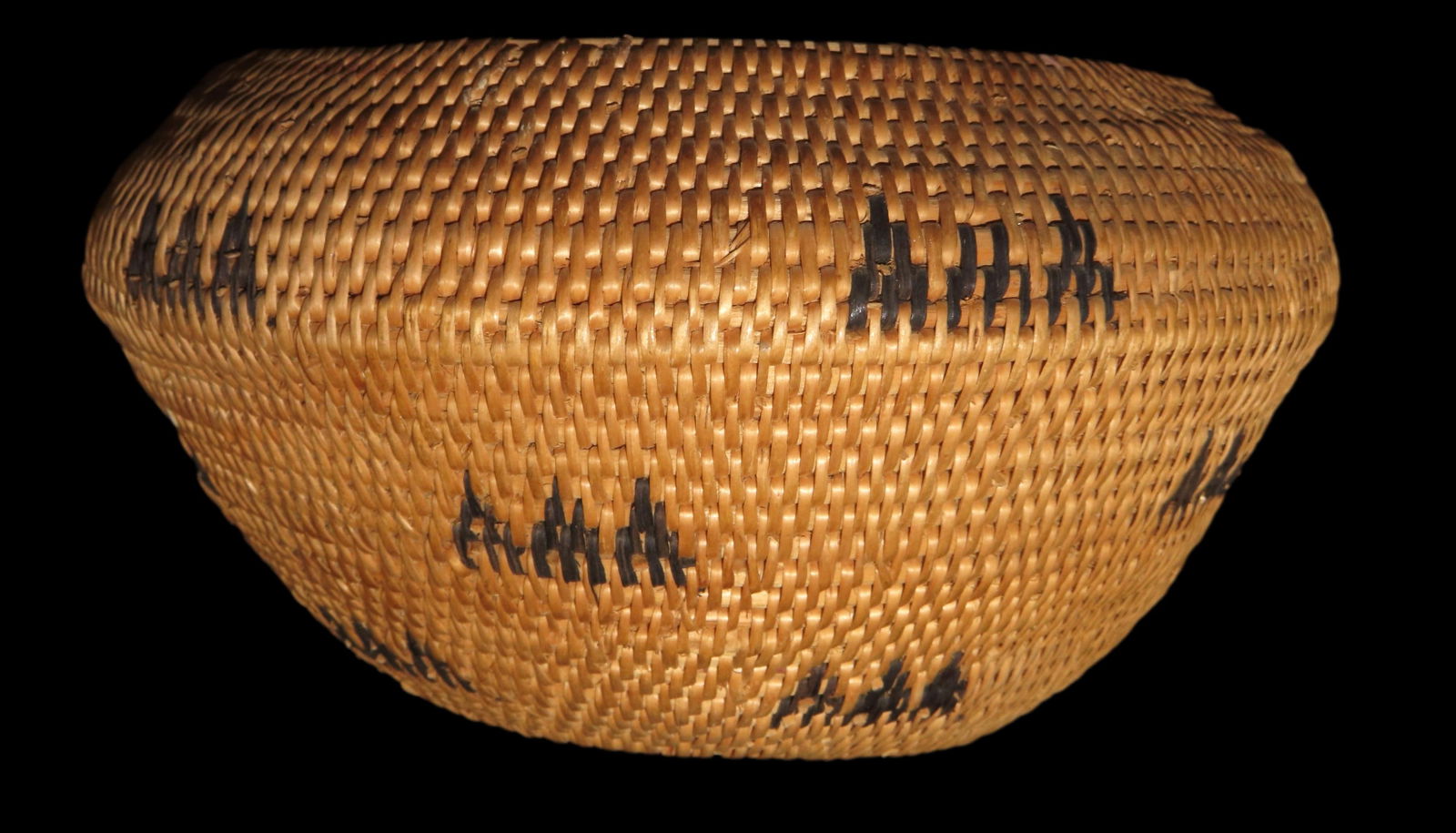 7" Dia Washoe Basket, Early 20th C. From the Collection of Walter Crinnion with Original Collector R (1 of 7)