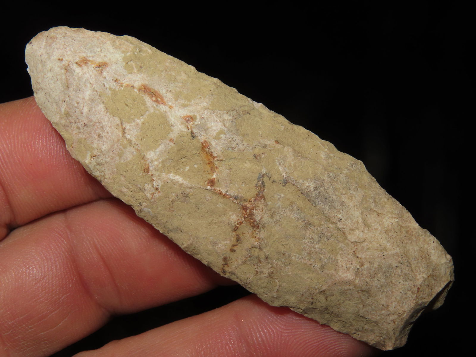 3" EARLY archaic stem point, found on Wilkerson farm in Perry, Pike Co ILL by Gary Wilkerson (1 of 4)