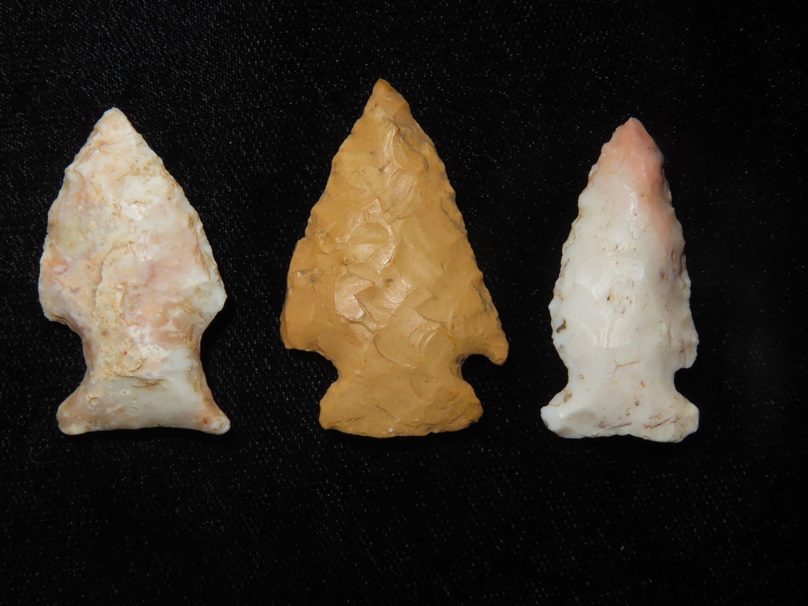Grouping of Arrowheads, found on Wilkerson farm in Perry, Pike Co ILL by Gary Wilkerson (1 of 2)