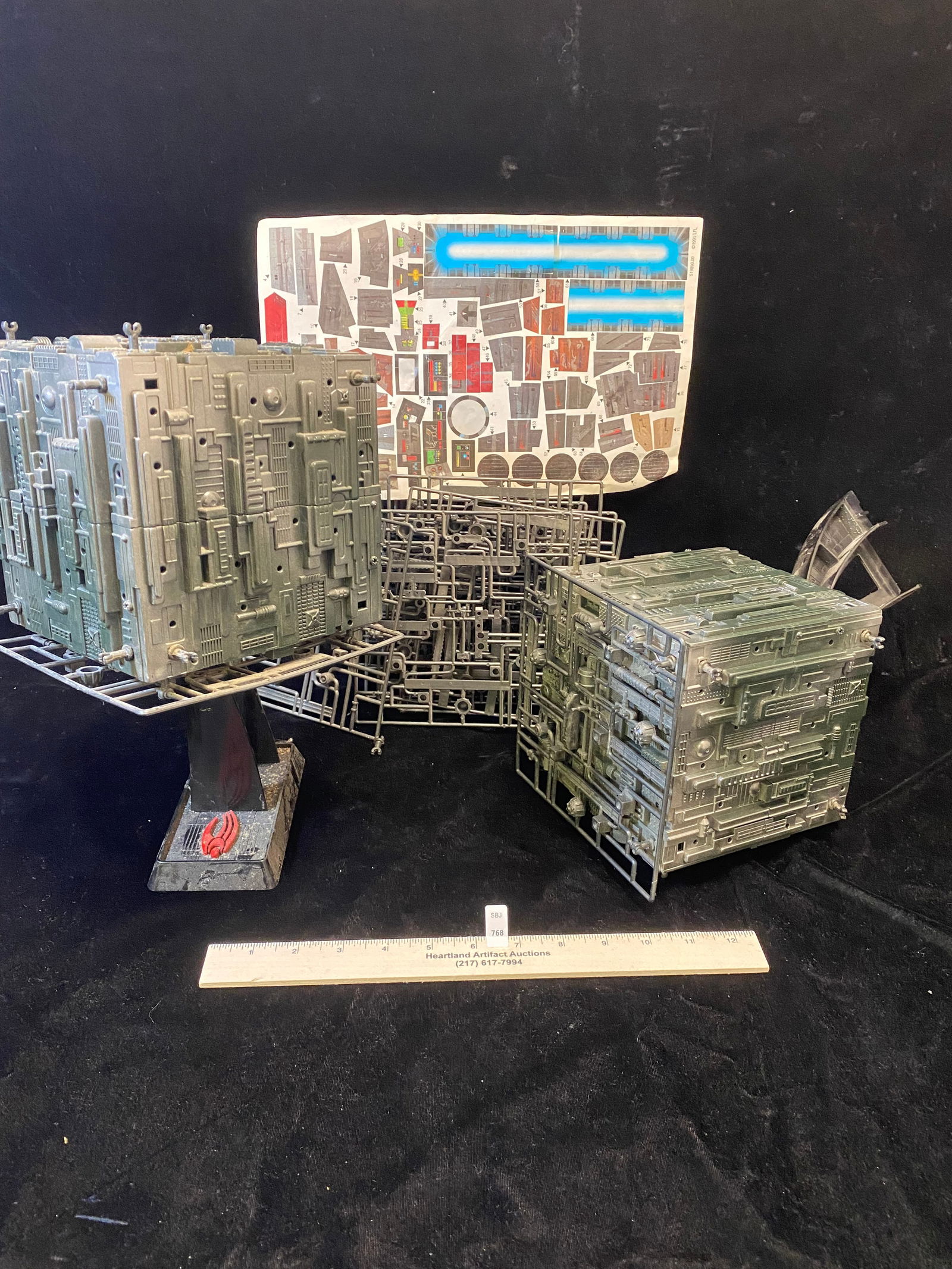 StarTrek 1994 BORG ship Next Generation by PLAYMATES private collection Quincy, ILL (1 of 2)