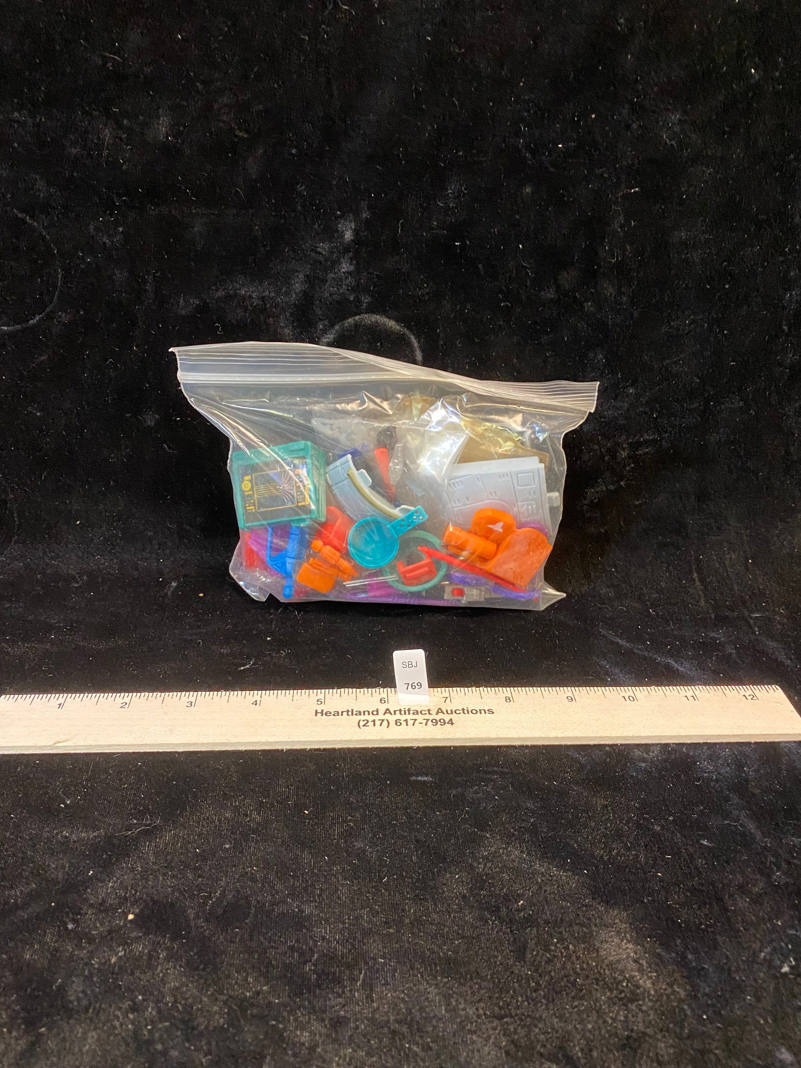 StarWars/ StarTrek misc. guns and parts toy private collection Quincy, ILL (1 of 2)