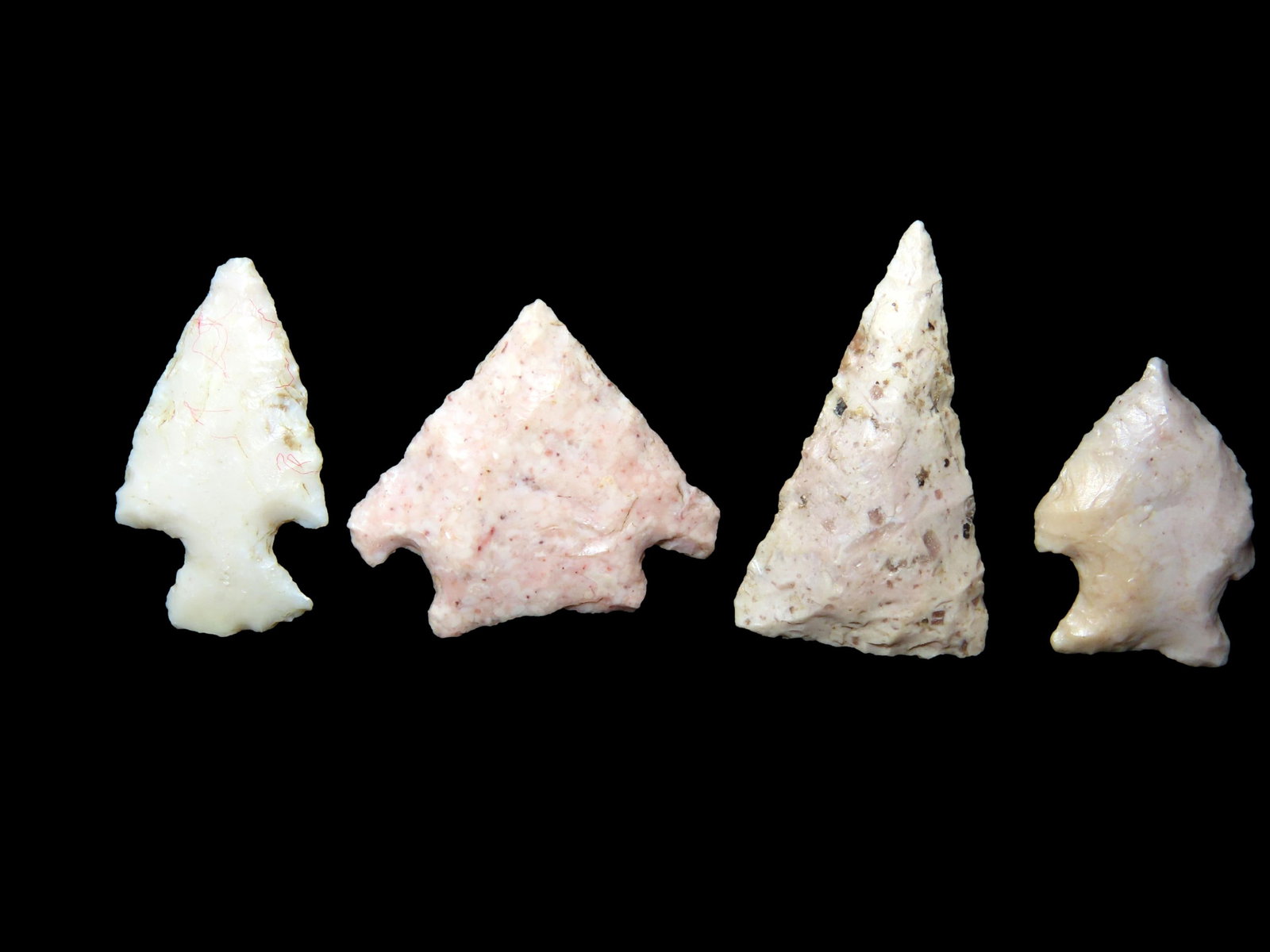 group of 4 Qualtiy Missouri Bird point / Scallom  found in Sullivan Co Missouri Ex steve  McCabe (1 of 2)