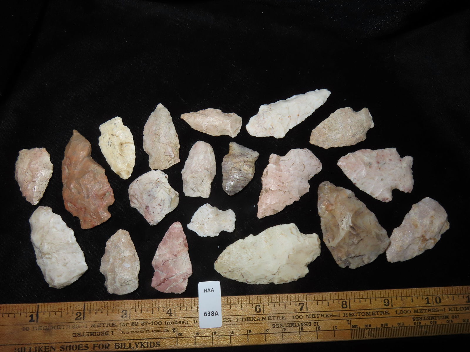 Nice Grouping of Illinois & Missouri found Arrowheads (1 of 1)