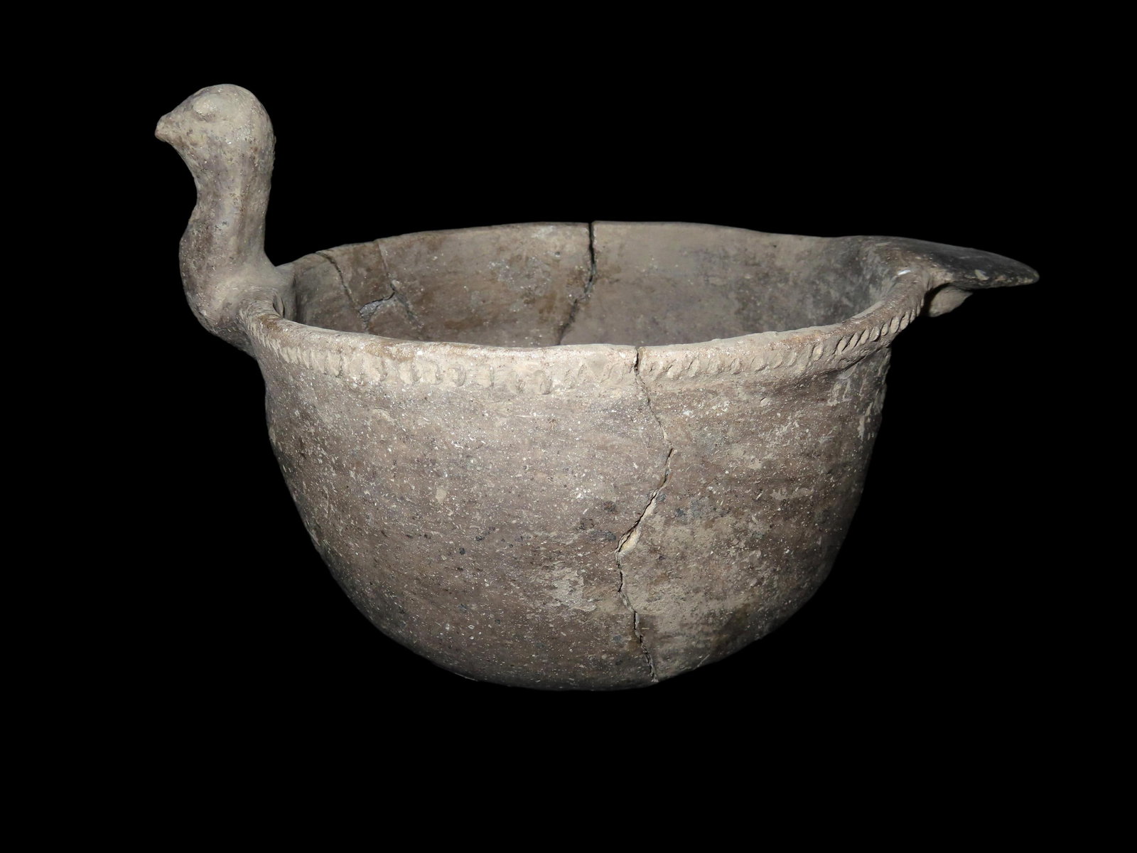 10 1/2" Turkey Effigy-rim Pottery Vessel, Gene Morrison Site, Crittenden Co Arkanas,  Ex Ray Meiners (1 of 15)