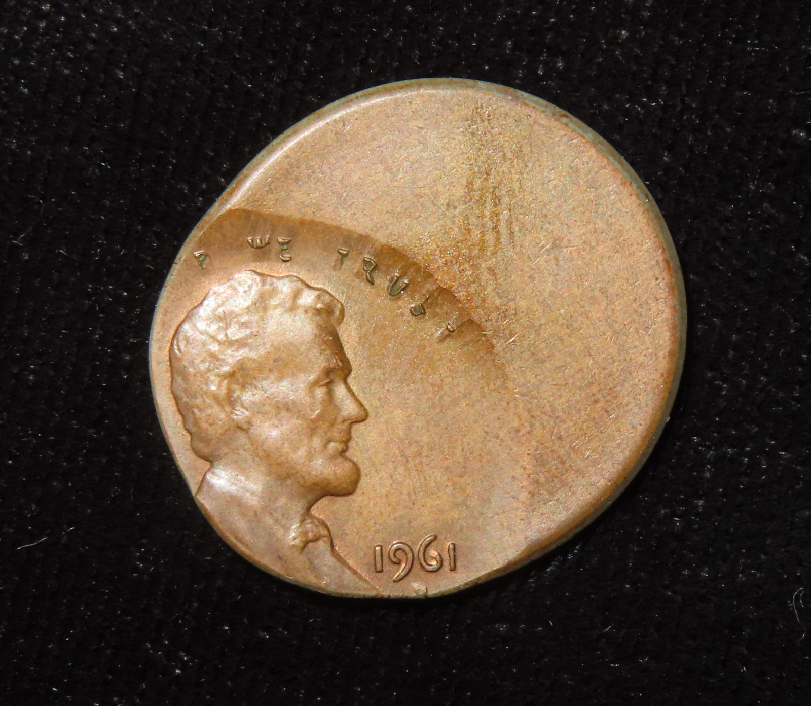 1961-D United States of America Lincoln Penny, 50% Off Center Strike: 1961-D United States of America Lincoln Penny, 50% Off Center Strike