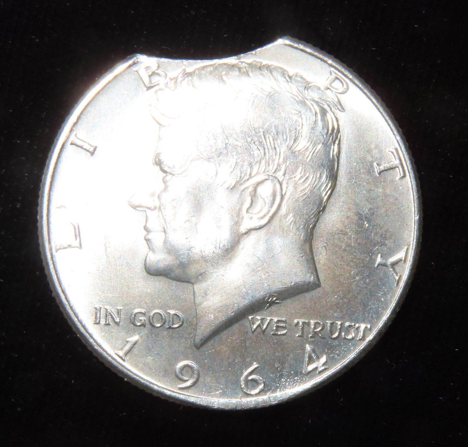 1964 United States of America Kennedy Half Doller with Clipped Edge: 1964 United States of America Kennedy Half Doller with Clipped Edge