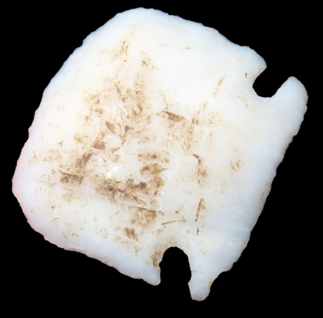 1 1/16" AGATE NOTCHED CRESCENT KNIFE / SCRAPER, LINCOLN COUNTY COLORADO, HIGHLY TRANSLUCENT EXAMPLE, (1 of 4)