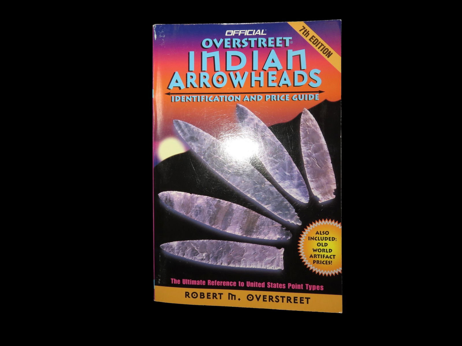 OVERSTREET 7TH EDITION INDIAN ARROWHEADS PRICE GUIDE & TYPE BOOK, WEALTH OF INFO IN THESE BOOKS, (1 of 2)