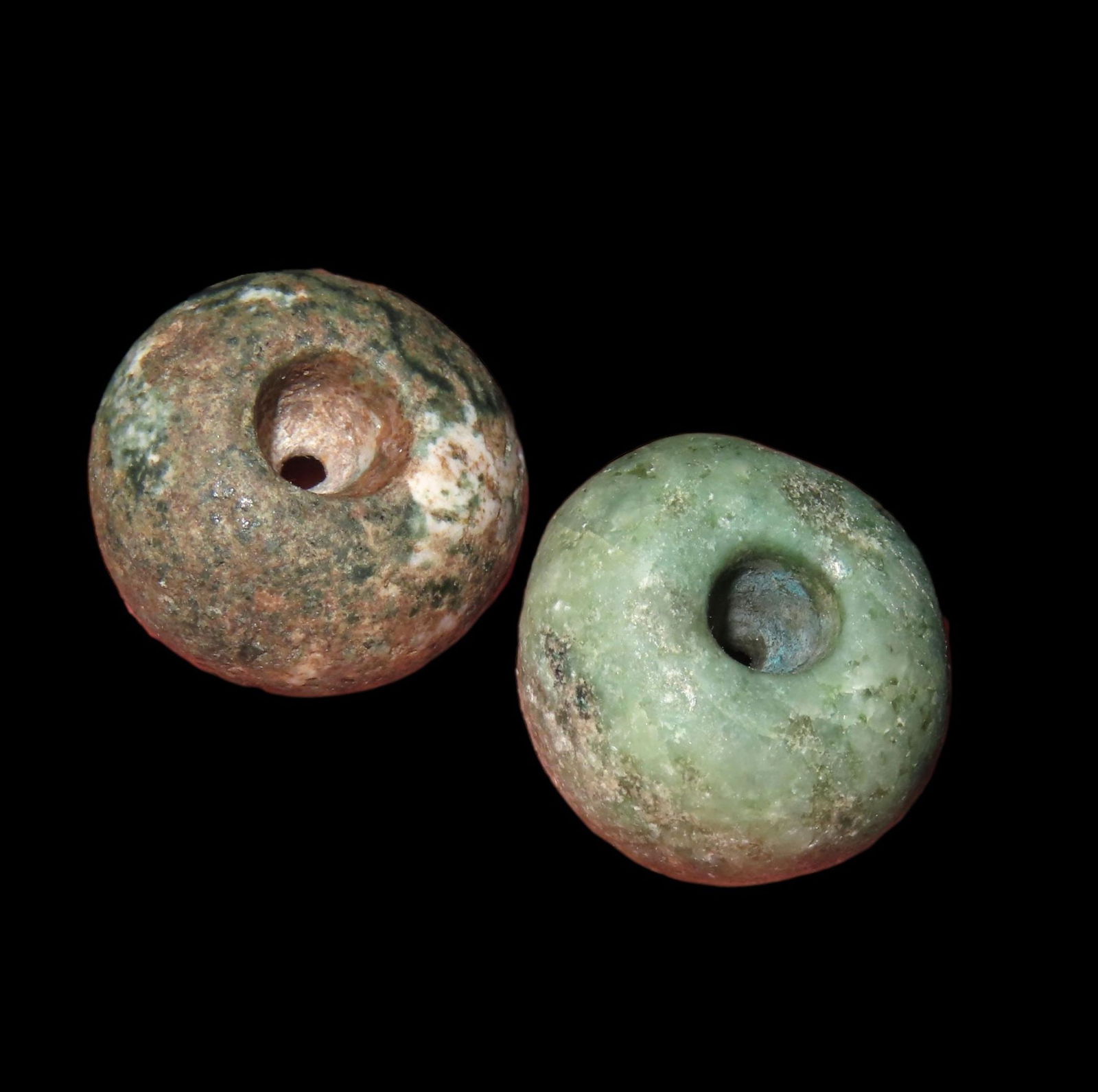 PAIR OF LARGE DRILLED JADEITE MEZCALA BEADS FROM MEXICO, PRECOLUMBIAN, GREAT COLOR AND NICE POLISH,: PAIR OF LARGE DRILLED JADEITE MEZCALA BEADS FROM MEXICO, PRECOLUMBIAN, GREAT COLOR AND NICE POLISH, NICE LARGER EXAMPLES
