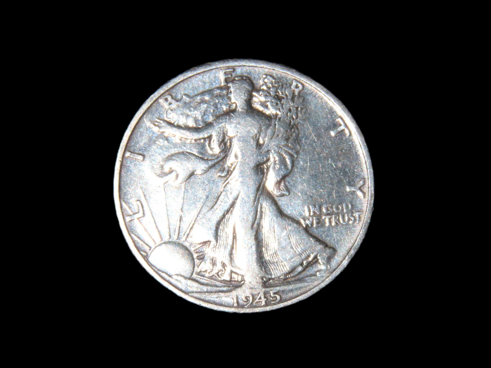 1945-S WALKING LIBERTY SILVER HALF DOLLAR, GREAT ORIGINAL CONDITION, EARLY US SILVER COIN: 1945-S WALKING LIBERTY SILVER HALF DOLLAR, GREAT ORIGINAL CONDITION, EARLY US SILVER COIN