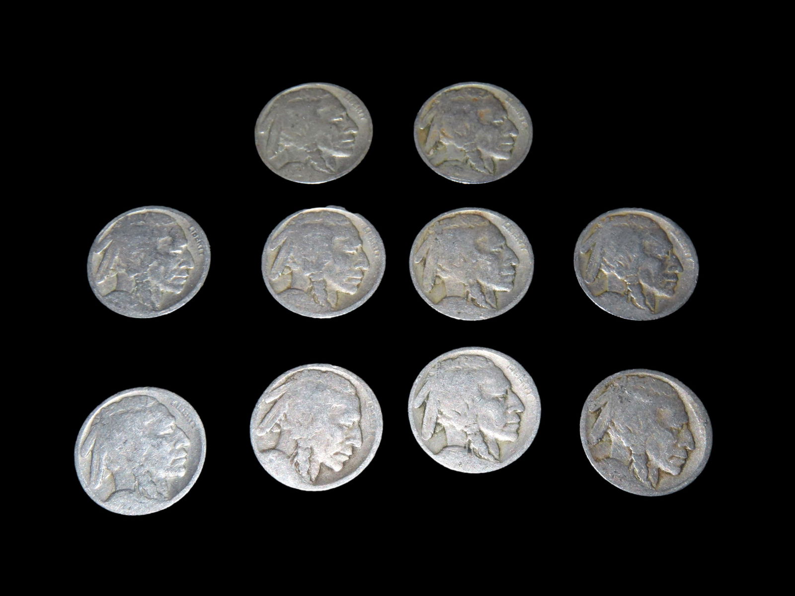 LOT OF 10 BUFFALO NICKELS FROM 1913-1938, PLEASE VIEW PICTURES FOR CONDITION (1 of 2)