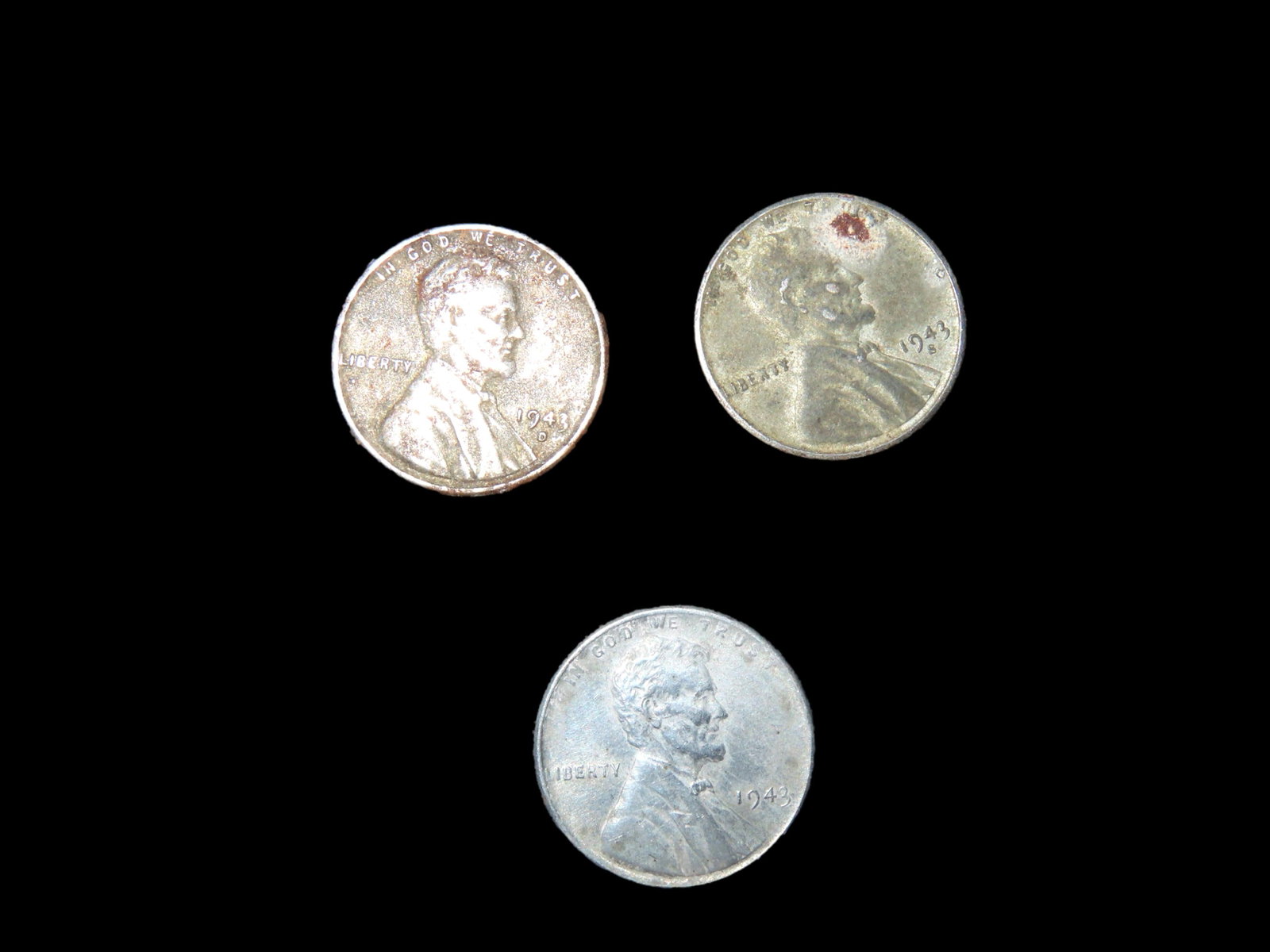 FULL SET OF 1943 WW2 STEEL CENTS, ONE FROM EACH US MIN, P,D & S (PHILDELPHIA, DENVER, & SAN: FULL SET OF 1943 WW2 STEEL CENTS, ONE FROM EACH US MIN, P,D & S (PHILDELPHIA, DENVER, & SAN FRANSISCO) LINCOLN WHEAT PENNY WWII