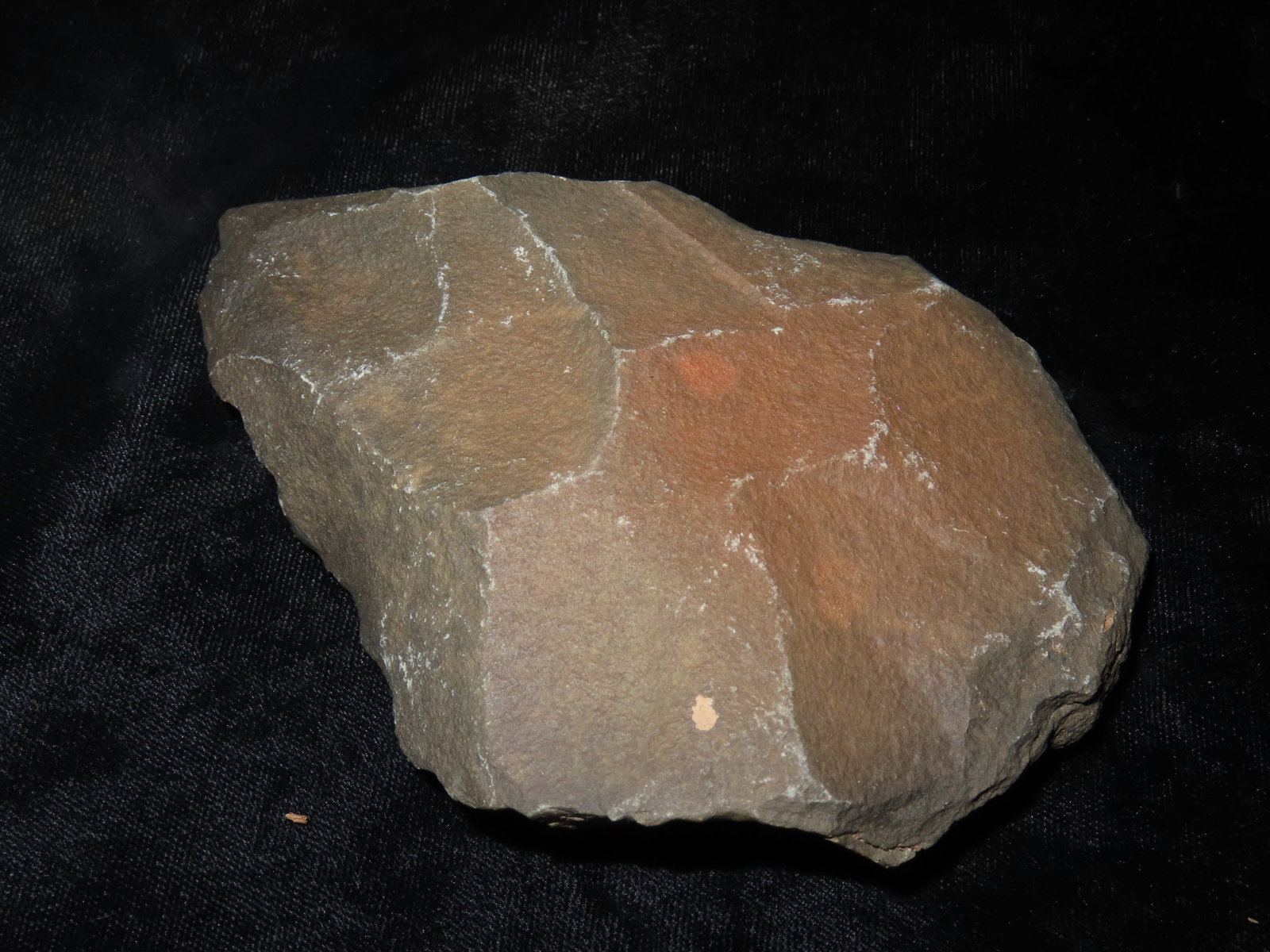 5" European Hand Axe, Paleolithic, 150K to 250K yrs. old.: 5" European Hand Axe, Paleolithic, 150K to 250K yrs. old.