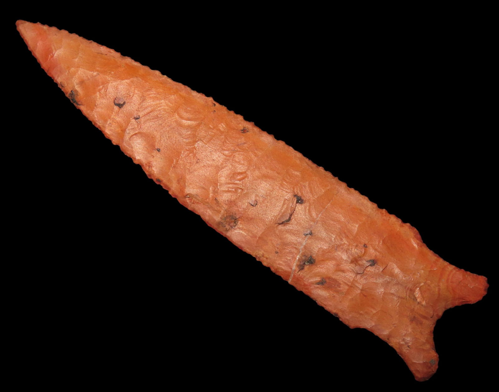 4 7/8" Super Serrated Red Dalton, Rogers COA, found in Meigs Co., Tennessee, Ex David Smith, Ex Duan: 4 7/8" Super Serrated Red Dalton, Rogers COA, found in Meigs Co., Tennessee, Ex David Smith, Ex Duane Schneider Collection**Due to recent inquiries, we have added extreme close-ups of the quartz line