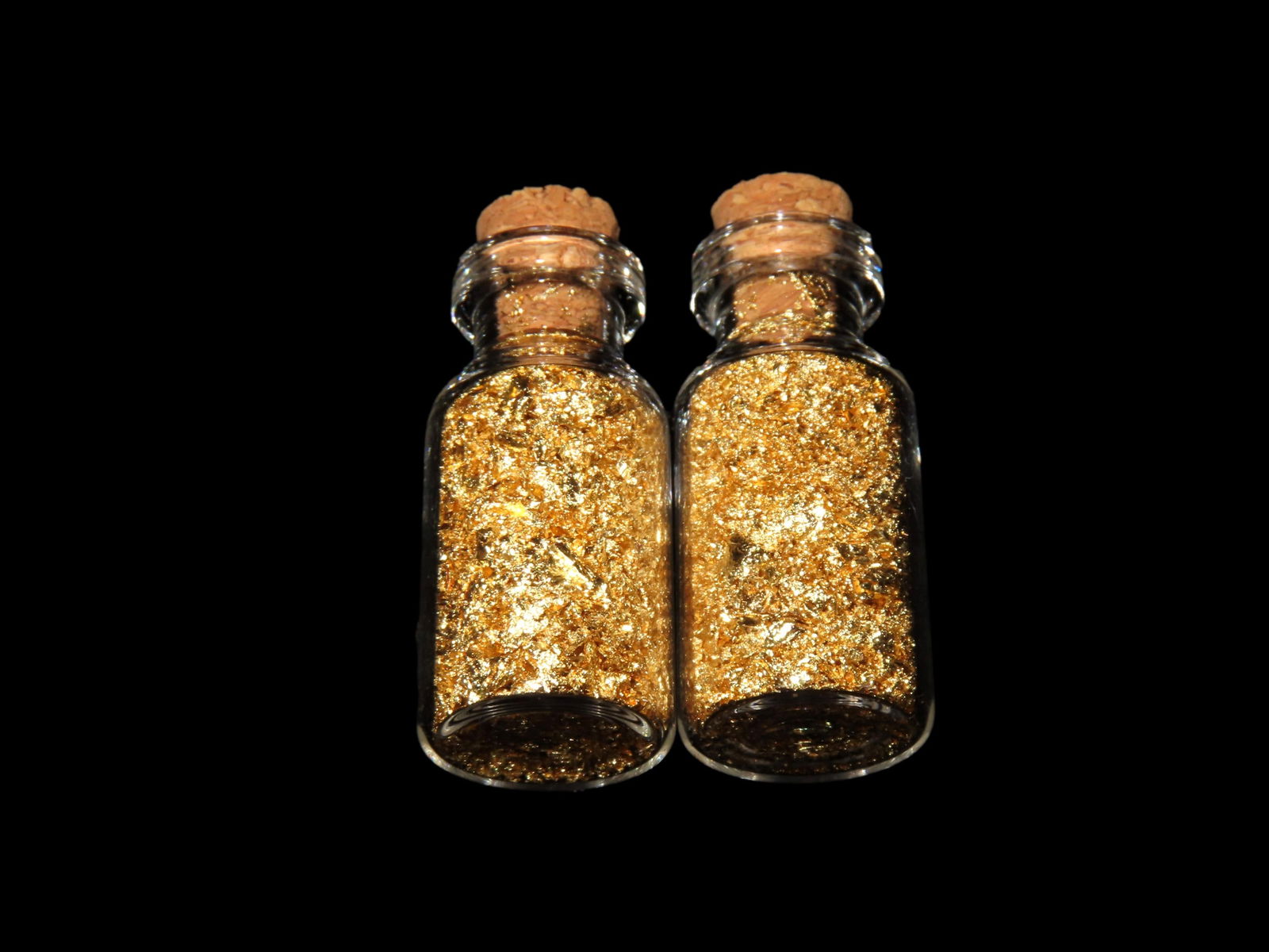 2 Vials of Gold Flake (1 of 2)