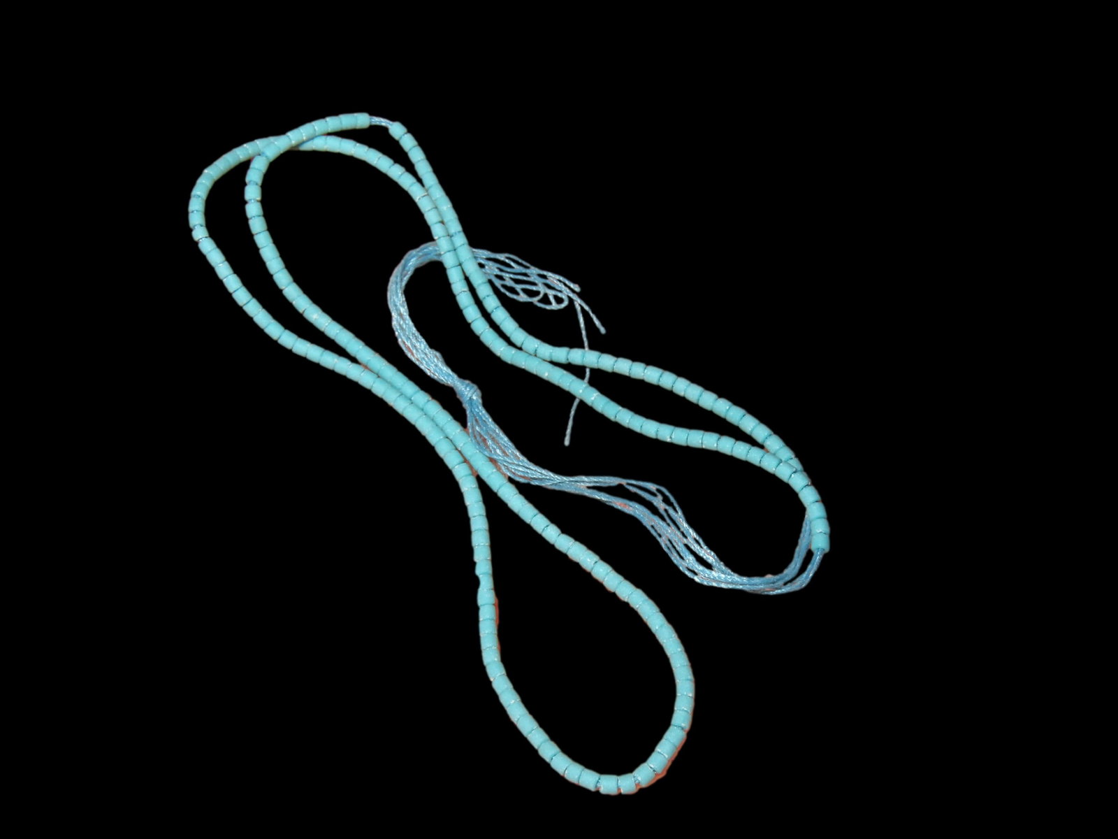 13" Strand of Historic Blue Seed Beads: 13" Strand of Historic Blue Seed Beads