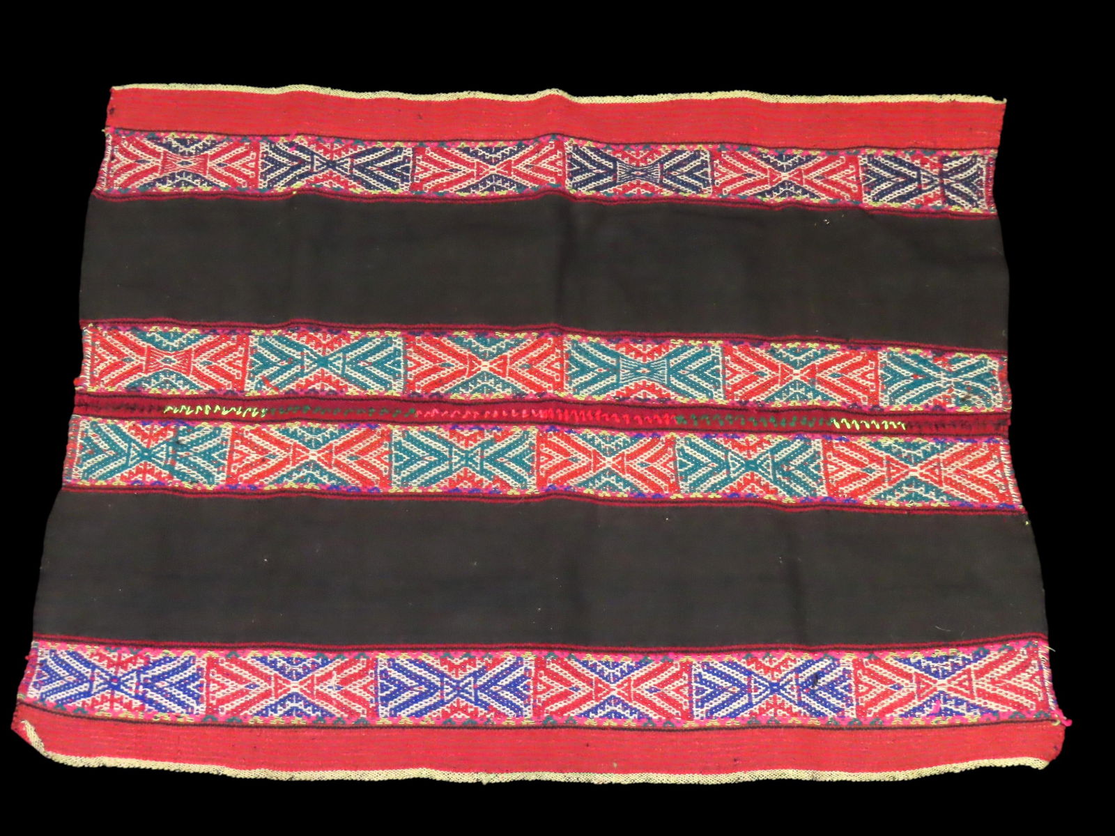 23" x 30" Colorful Peruvian Textile, Early 1900s (1 of 2)