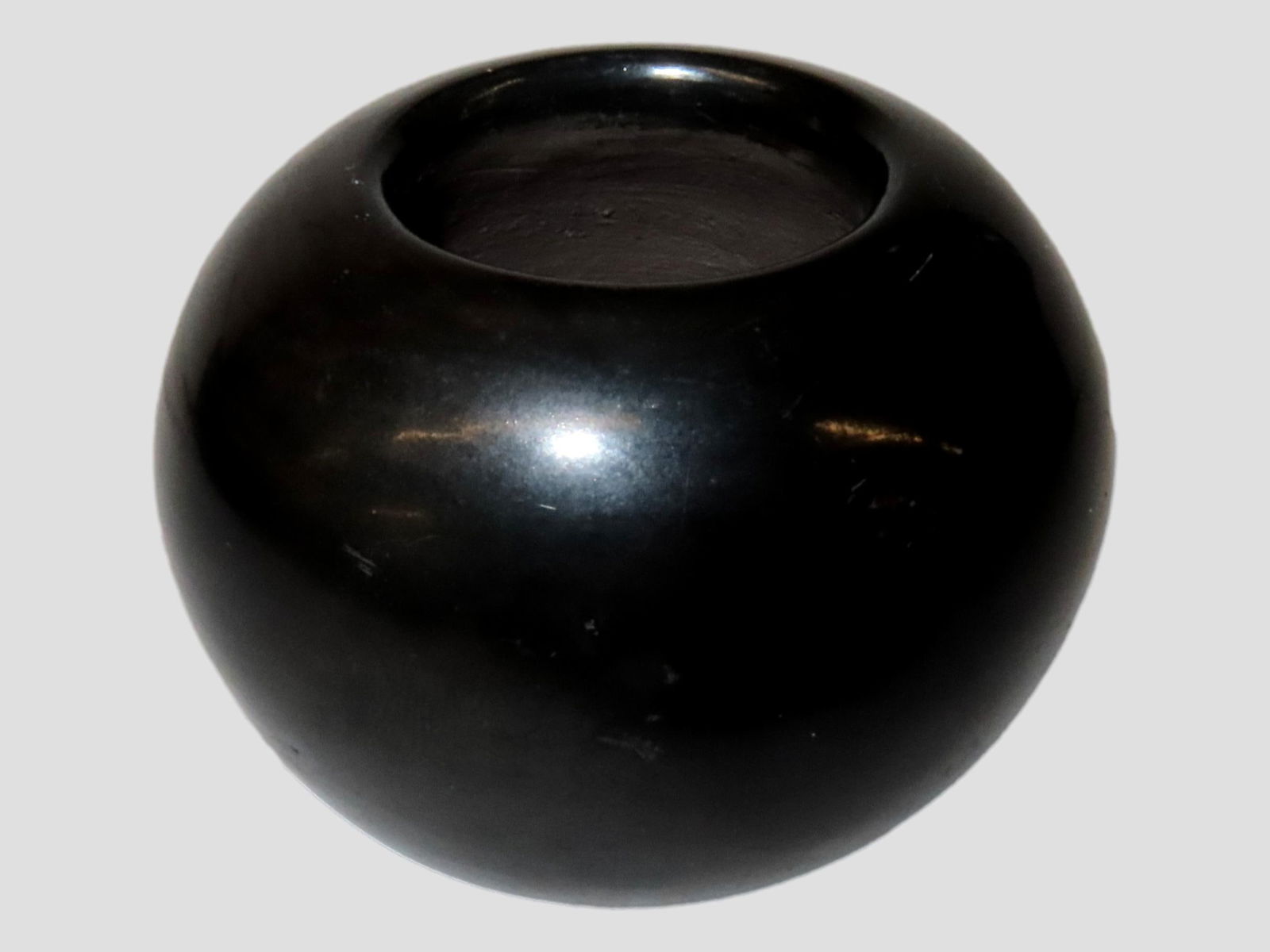 2" MINIATURE SANTA CLARA POTTERY BOWL / JAR / VASE, SIGNED "CAROL VELARDE" NICE OLD EXAMPLE (1 of 5)