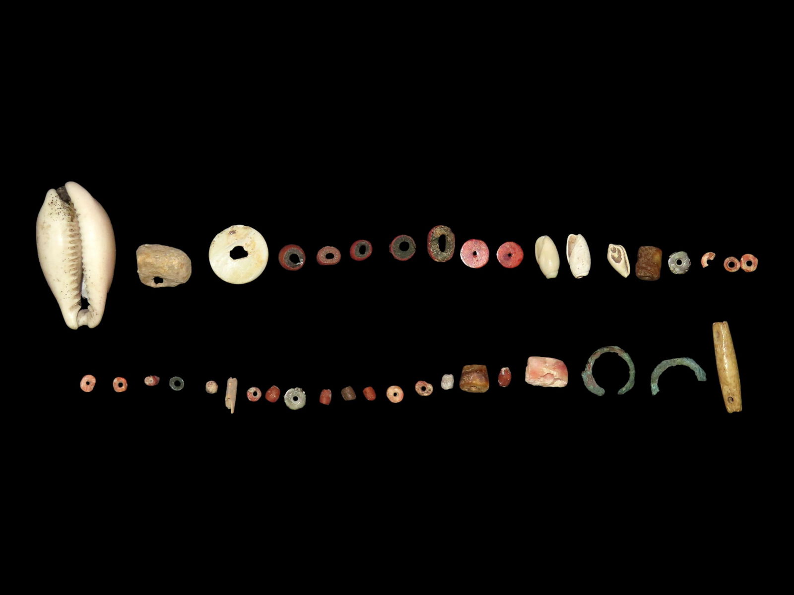 NICE GROUP OF STONE, SHELL, BONE, & COPPER BEADS FROM MEXICO, PRE-COLUMBIAN ARTIFACTS, BEAD,: NICE GROUP OF STONE, SHELL, BONE, & COPPER BEADS FROM MEXICO, PRE-COLUMBIAN ARTIFACTS, BEAD, PENDANT, GORGET