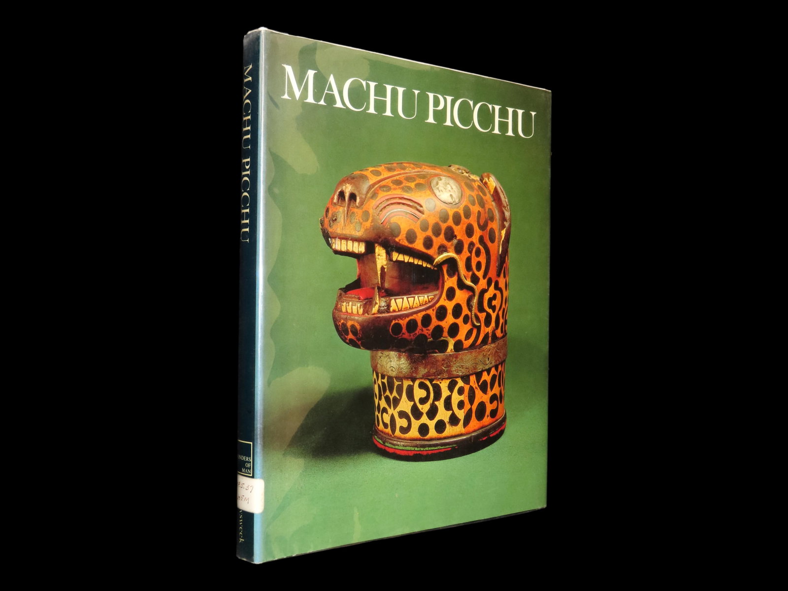 MACHU PICCHU, HARDBACK, 172 PAGES, LOTS OF GREAT PHOTOS OF THE RELICS, LANDSCAPE, ARCHITECTURE,: MACHU PICCHU, HARDBACK, 172 PAGES, LOTS OF GREAT PHOTOS OF THE RELICS, LANDSCAPE, ARCHITECTURE, DWELLINGS, PEOPLE, TOOLS, ETC