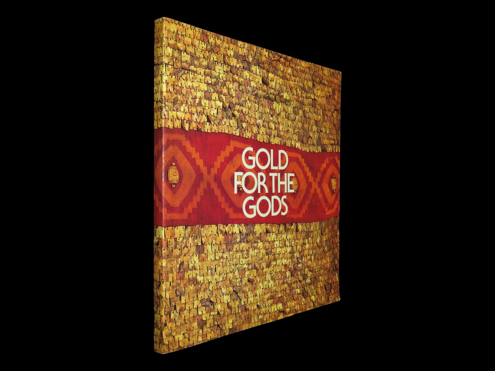 GOLD FOR THE GODS, FULL OF PICTURES & INFO ON ALL SORTS OF GOLD ARTIFACTS OF THE PRE-COLUMBIAN (1 of 2)