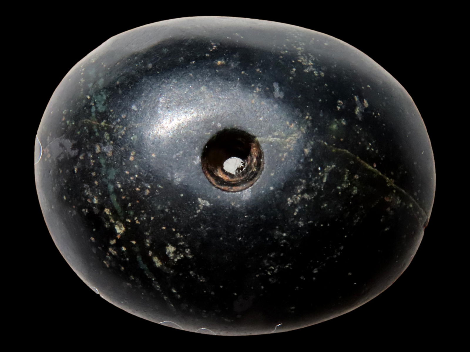 AMAZING DARK EMERALD GREEN JADE BEAD, SEMI TRANSLUCENT, PRECOLUMBIAN, FROM GUATEMALA, NICELY SHAPED (1 of 4)