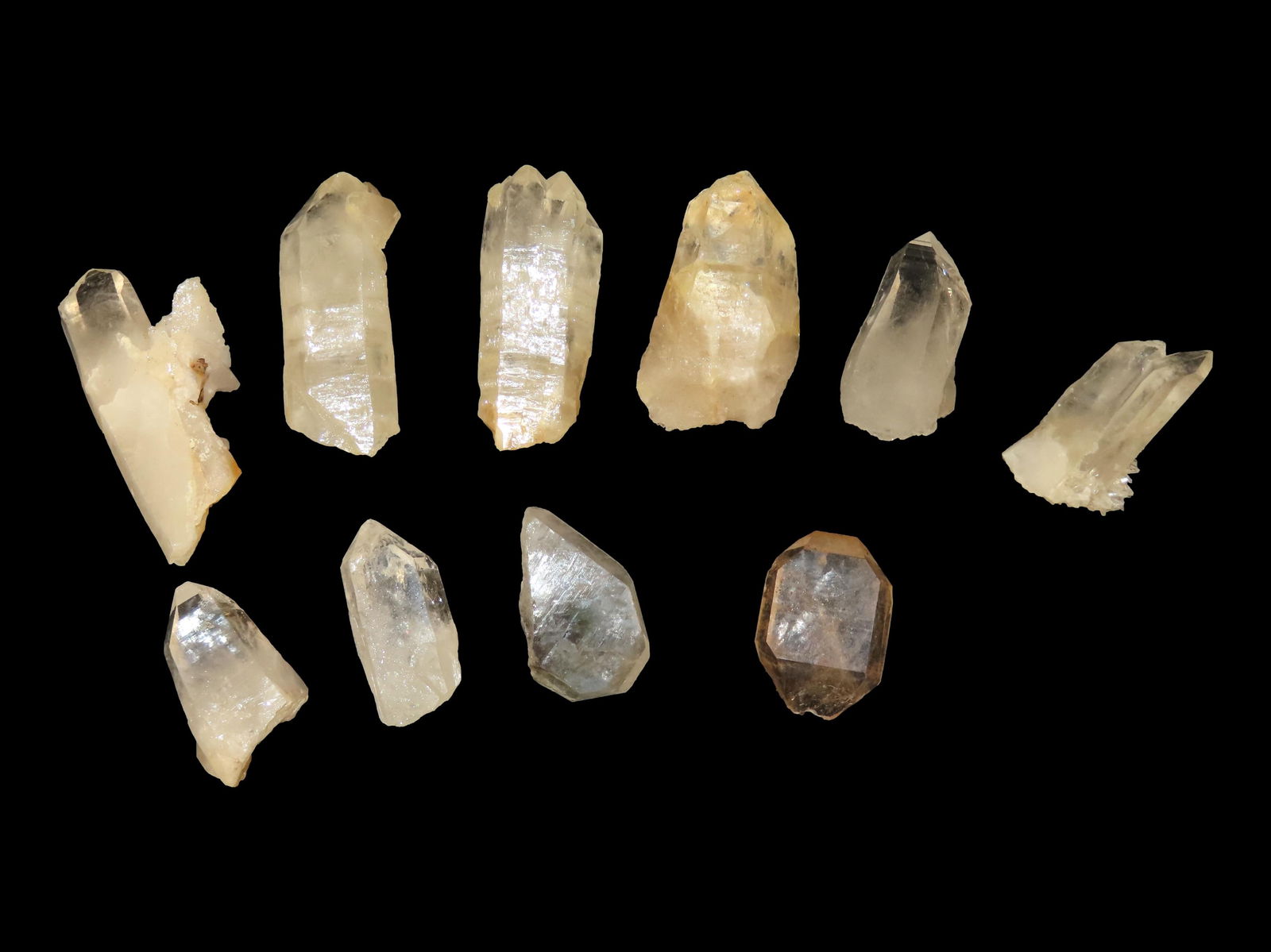 LOT OF 10 CRYSTAL CLEAR QUARTZ CRYSTALS FROM ARKANSAS, BEAUTIFUL SPECIMENS, NICE LARGE EXAMPLES (1 of 2)