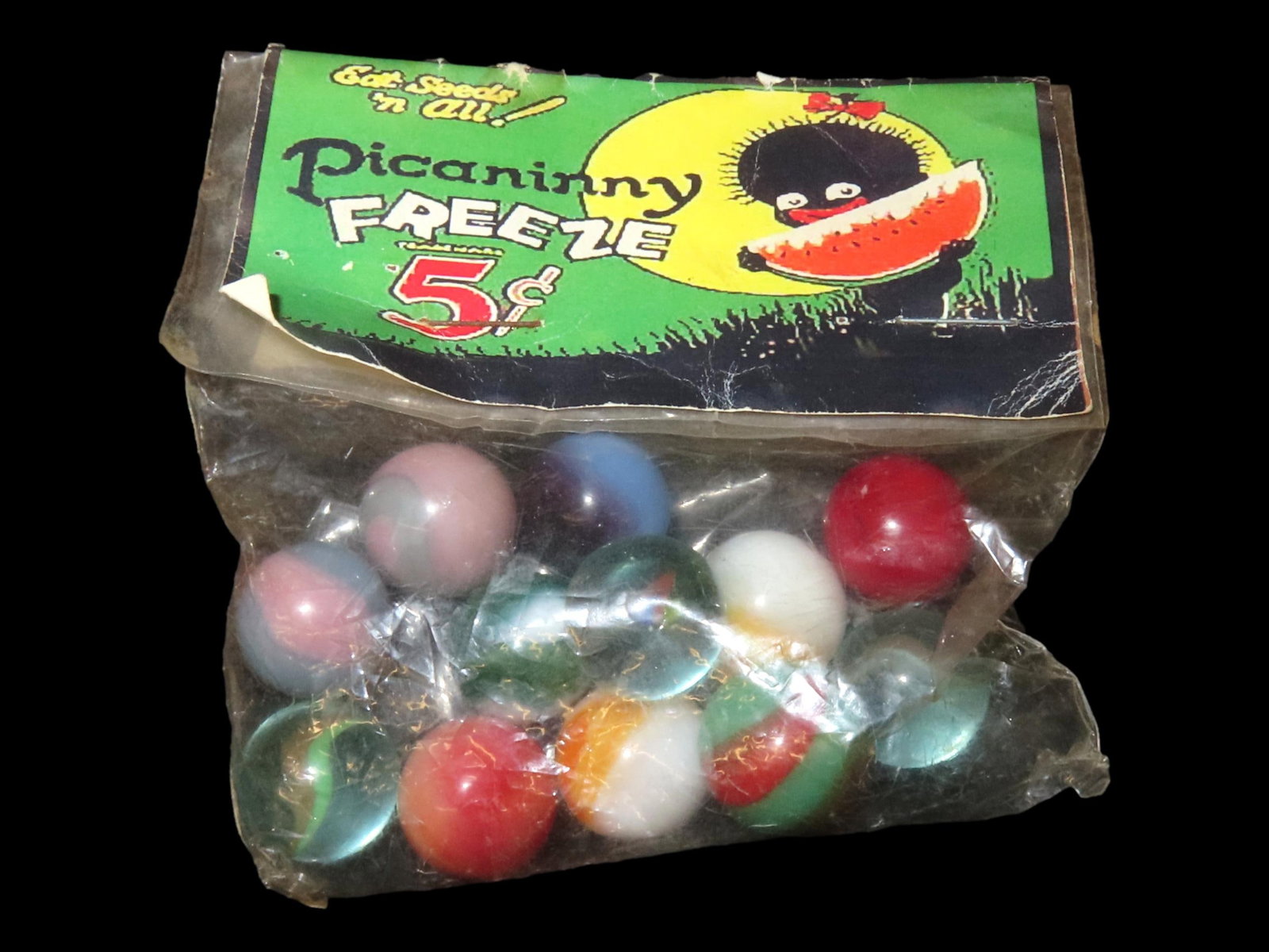 ANTIQUE VINTAGE BAG OF MARBLES, PICANINNY FREEZE, EARLY BLACK AMERICANA: ANTIQUE VINTAGE BAG OF MARBLES, PICANINNY FREEZE, EARLY BLACK AMERICANA