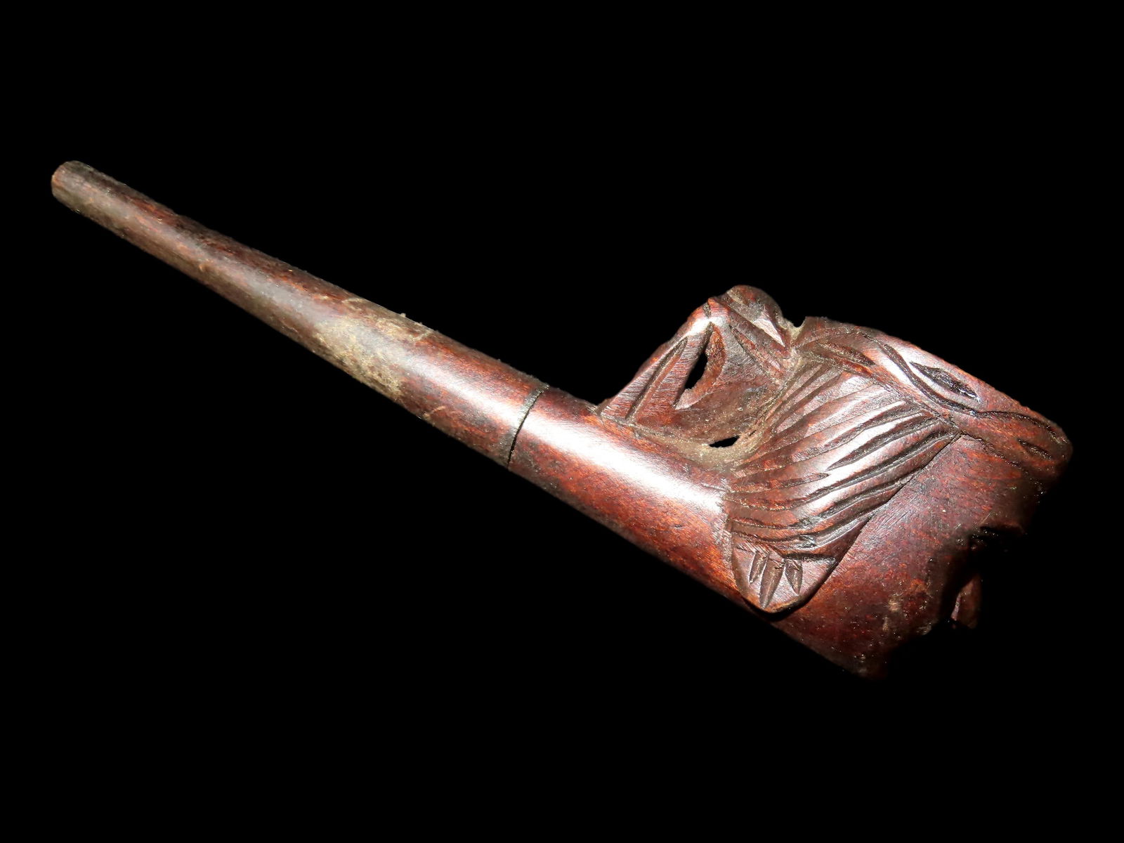 Wooden Native American Pipe, With a Face Effigy and a Frog (1 of 6)
