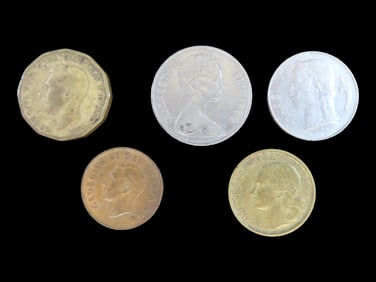 Lot of 5 coins France 2 francs 1931-1959, France 1 franc 1960-2001, United Kingdom 1 shilling