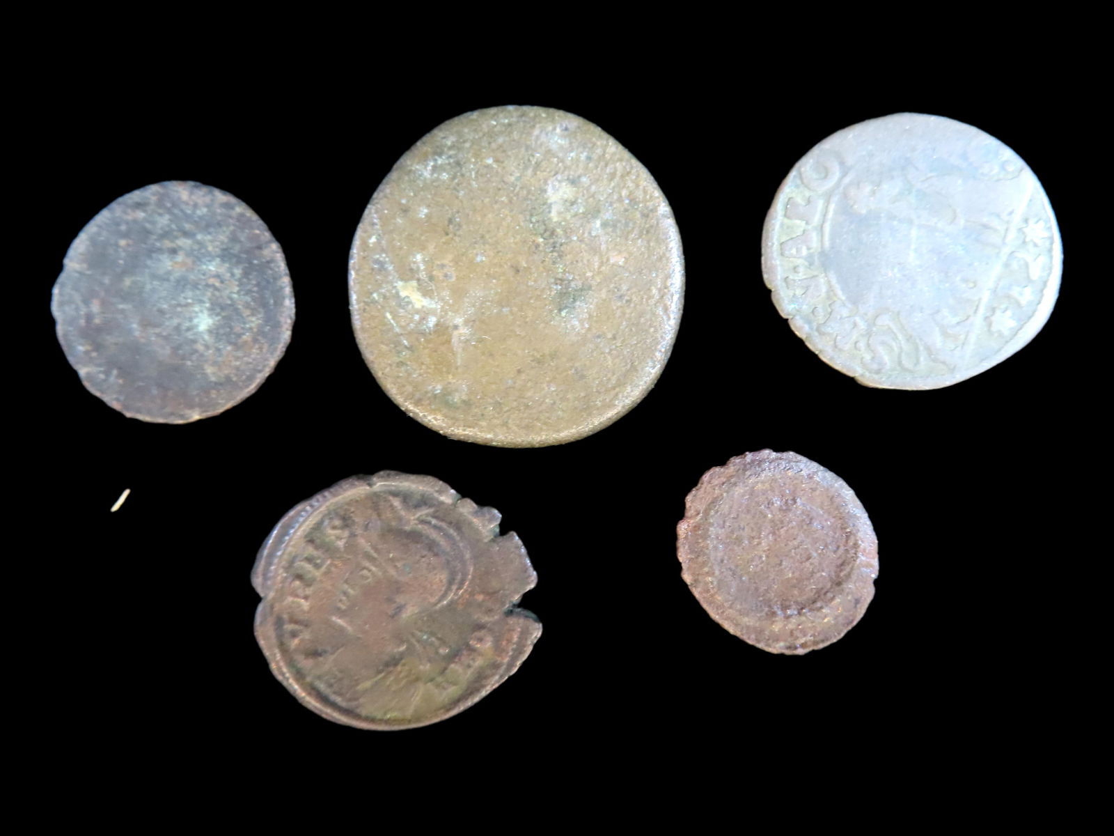 Lot of 5 Coins, Russian Empire 1 denga 1730-1754, Venice 12 bagattini 1700, Poland 1 denar (1 of 2)