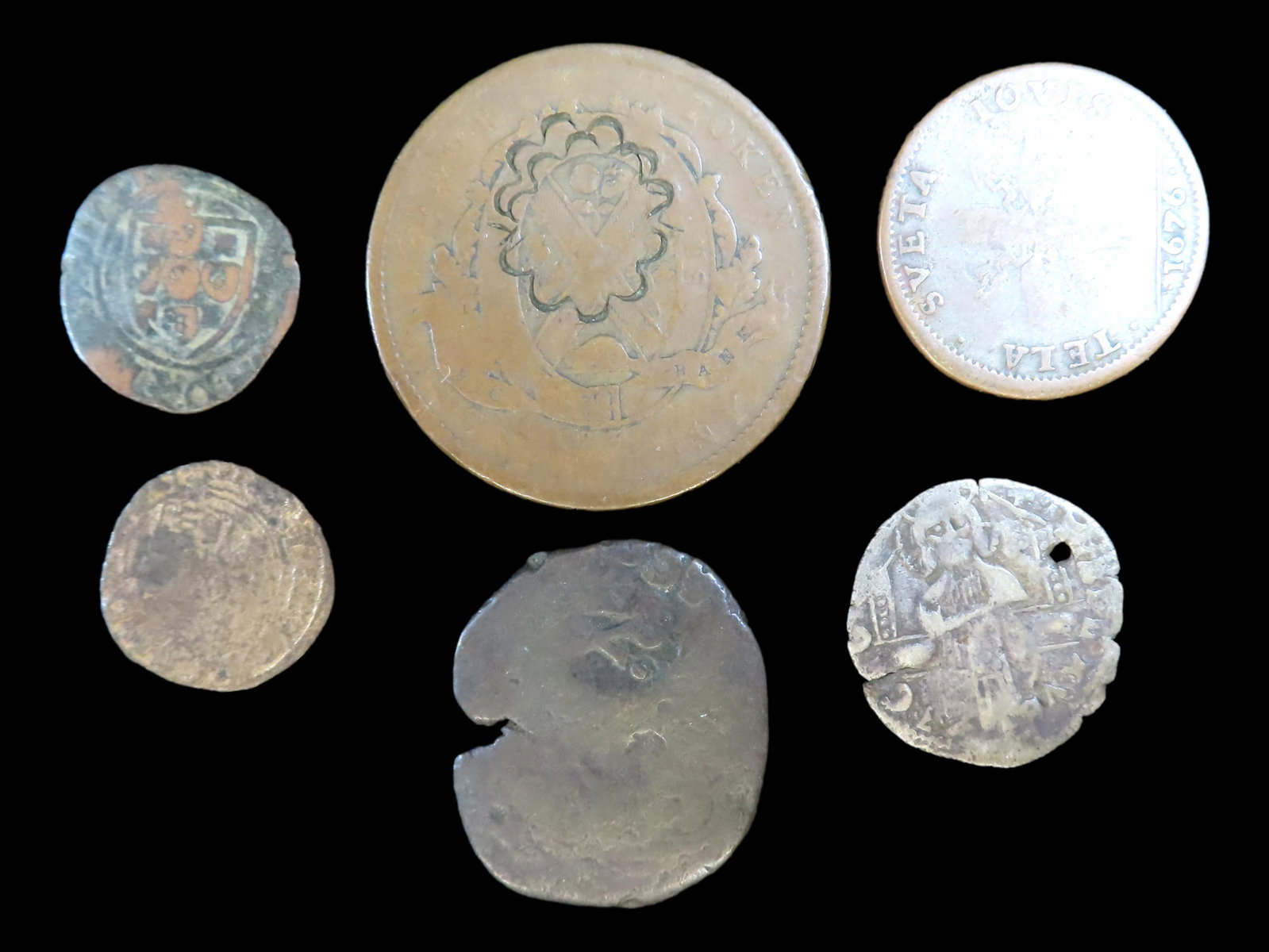 Lot of 6 Coins, Canadian provinces 1 penny, Standing Figure, "Bank of Montreal" on ribbon 1837,: Lot of 6 Coins, Canadian provinces 1 penny, Standing Figure, "Bank of Montreal" on ribbon 1837, Spain 6 maravedis, Countermark "VI" on 2 Maravedis 1641-1642, Prussia 4 pfennig 1857-1860, Sweden 1/2 or
