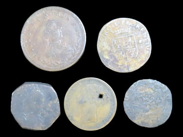 Lot of 5 Coins, Naples 1 tornese 1630-1638, United Kingdom 1/2 penny 1806-1807, Livonia 3 polker