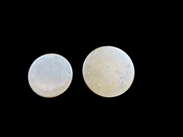 Lot of 2 Coins, USA 5 cents, Union Shield 1867-1883, USA 1 cent, Lincoln Memorial Penny 1959-2008.