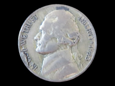 Lot of 1 Coin, Nickel 1943.