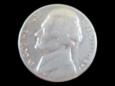 Lot of 1 coin, USA 5 cents,Classic Jefferson Nickel 1977.