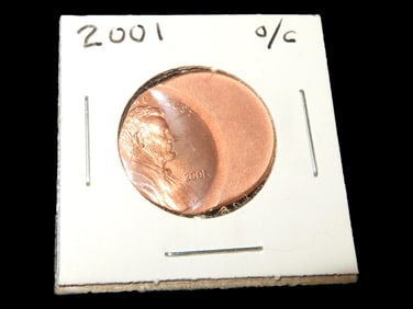 Lot of 1 Coin, USA 1 cent, Lincoln Memorial Penny 1959-2008, (2001-off centered).